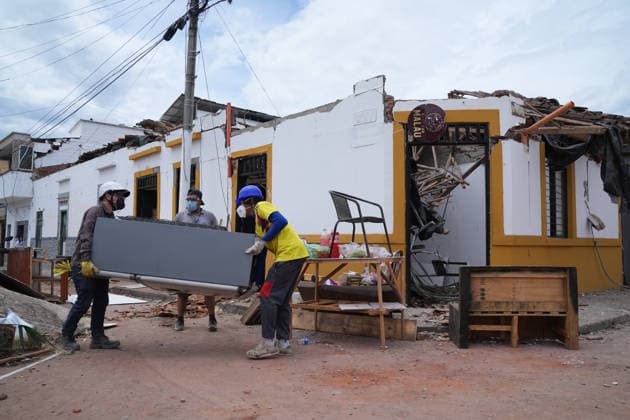 Earthquake Damage in Roldanillo, Colombia ROLDANILLO, COLOMBIA — AUGUST 12: Residents inspect damaged homes and infrastructure in Roldanillo, Valle del Cauca, following the powerful earthquake that struck western Colombia, on August 12, 2026. Communities continue to assess the damage and recover in the aftermath of the tremor. Juancho Torres Anadolu Roldanillo Colombia. Editorial use only. Please get in touch for any other usage.  Copyright: x2026xAnadoluxJuanchoxTorresx