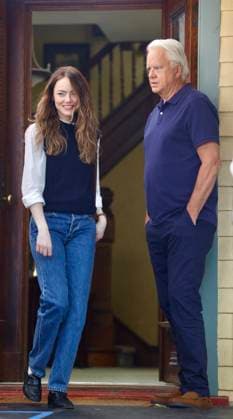 Emma Stone and Tim Robbins are seen on the set of Catch in NYC Emma Stone and Tim Robbins are seen on the set of Catch in NYC. 12 Aug 2026 Pictured: Emma Stone and Tim Robbins are seen on the set of Catch in NYC.  Copyright: xThexMegaxAgencyxSteveSands NewYorkNewswire MEGAx