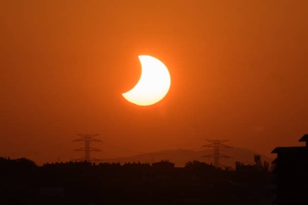 August 12, 2026, Madrid, Spain: The sun is seen being blocked by the moon during a total solar eclipse observed in Madrid. Madrid Spain - ZUMAs197 20260812_aaa_s197_182 Copyright: xJorgexCastellanosx
