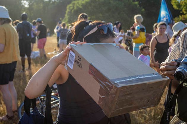 Solar Eclipse Over Hampstead Heath London, 2026 Visitors gathered at Hampstead Heath in North London to watch the solar eclipse. The eclipse was visible across the London skyline, with spectators looking towards the sky and capturing the event on cameras and phones., Credit:Zak Irfan Avalon  Copyright: xZakxIrfanx xAvalonx 1122596886