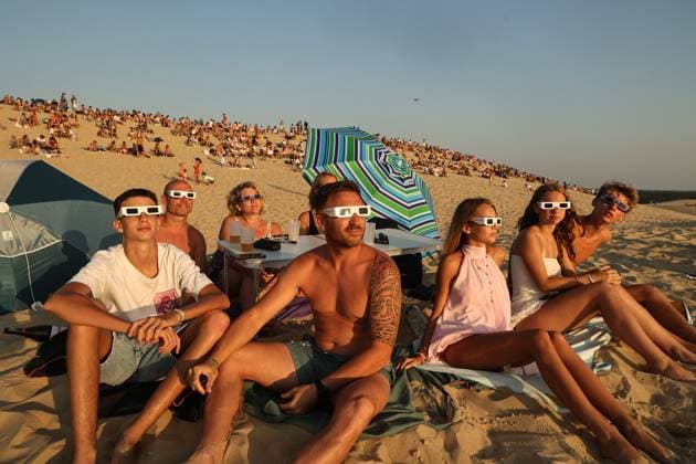 Solar eclipse on August 12 at the Dune of Pilat PHOTOPQR SUD OUEST Photo by Fabien Cottereau La Teste de Buch August 12, 2026 Solar eclipse on August 12 at the Dune of Pilat La Teste de Buch August 12, 2026 Solar eclipse of August 12 at the Dune of Pilat La Teste de Buch 20 GIRONDE France  Copyright: xPHOTOPQR SUDxOUEST MAXPPPxPhotoxFabienxCottereaux 20260813SDO4187 20260813SDO4187