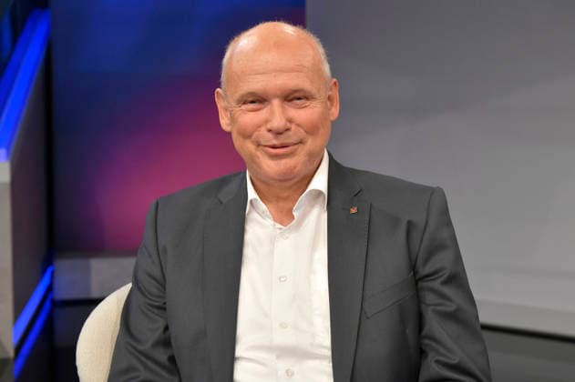 Sebastian Ebel in der ARD-Talkshow maischberger im Studio Berlin Adlershof. Berlin, 12.08.2026 *** Sebastian Ebel on the ARD talk show *maischberger* at the studio in Berlin-Adlershof, Berlin, August 12, 2026 Foto:xM.xBehrensx xFuturexImagex maischberger1208_6822