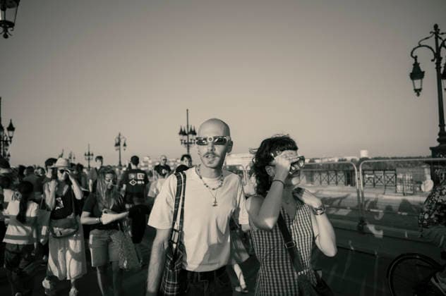 People Watch Solar Eclipse From Pont De Pierre - Bordeaux Spectators watch the solar eclipse from the Pont de Pierre spanning the Garonne in Bordeaux, Nouvelle-Aquitaine, France on August 12, 2026, wearing protective glasses as the Moon passes in front of the Sun during the total solar eclipse. Photo by Stephane Duprat ABACAPRESS.COM BORDEAUX NOUVELLE-AQUITAINE France  Copyright: xDupratxStephane ABACAx