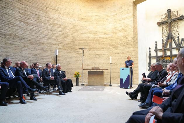 Gedenkveranstaltung 65. Jahrestag des Berliner Mauerbaus Bundestagspraesidentin Julia Kloeckner im Portrait bei Ihrer Rede im Rahmen der Gedenkveranstaltung zum 65. Jahrestag des Berliner Mauerbaus, Berlin, 13.08.2026 Berlin Berlin Deutschland *** Commemoration of the 65th Anniversary of the Construction of the Berlin Wall: A portrait of Bundestag President Julia Kloeckner delivering her speech at the commemoration of the 65th anniversary of the construction of the Berlin Wall, Berlin, August 13, 2026, Berlin, Germany