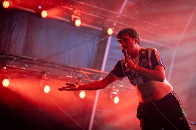 August 13, 2026, Paredes De Coura, Braga, Portugal: Ben Sadler of the British duo Getdown Services performs live on the Coura Sem Paredes Stage during Vodafone Paredes de Coura. Paredes De Coura Portugal - ZUMAs197 20260813_aaa_s197_118 Copyright: xDiogoxBaptistax