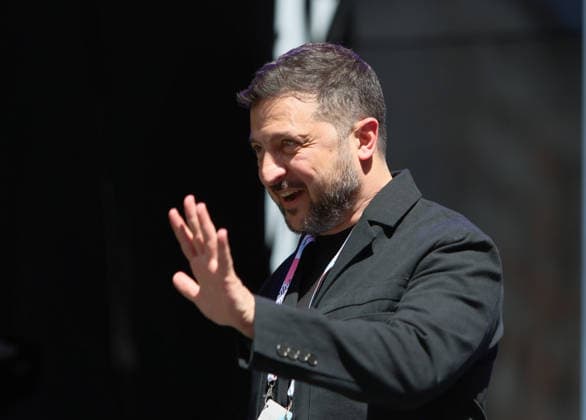 President of Ukraine Volodymyr Zelenskyy waves a hand as he addresses participants in the final stage of selection for the National Tysiachovesna Initiative during a working visit to Ivano-Frankivsk, Ukraine, August 13, 2026. The Tysiachovesna (Thousand Springs) Initiative of the President of Ukraine is implemented by the Ministry of Culture and the Office of the President. It is designed to foster the creation of new, high-quality Ukrainian cultural products, with up to UAH 4 billion in state support allocated for its implementation. (Photo by Yurii Rylchuk Ukrinform) Ukrainian President addresses finalists of National Tysiachovesna Initiative  Copyright: xYuriixRylchukx