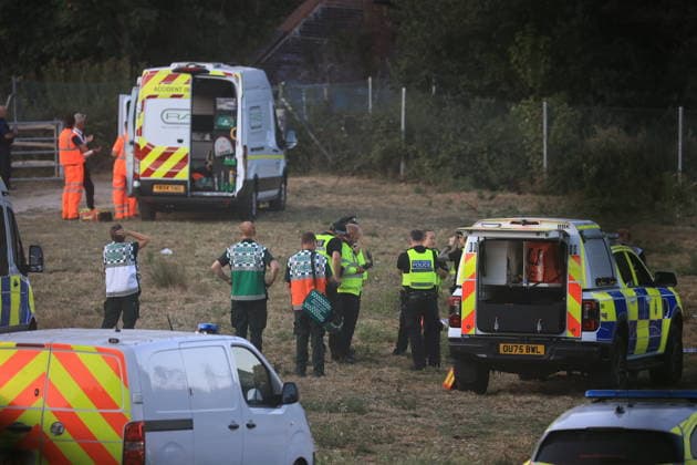 August 13, 2026, Lewes, East Sussex, UK: Lewes, UK. Emergency services at the scene where a train has derailed between Cooksbridge and Lewes in East Sussex, England Lewes UK  - ZUMAl94_ 20260813_zaf_l94_060 Copyright: xMarcinxNowakx