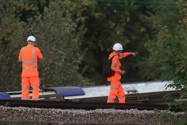 August 13, 2026, Lewes, East Sussex, UK: Lewes, UK. Emergency services at the scene where a train has derailed between Cooksbridge and Lewes in East Sussex, England Lewes UK  - ZUMAl94_ 20260813_zaf_l94_068 Copyright: xMarcinxNowakx