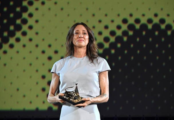 IPA87455467 - Locarno, Switzerland Locarno Film Festival 2026 Asia Argento receives the Lifetime Achievement Award on stage at Piazza Grandel In the photo: Asia Argento, Lifetime Achievement Award  Copyright: xNickxZonnaxxcopyrightx x xNickxZonnax 87455467