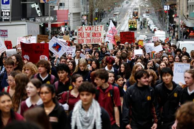 Students Protest Against One Nation in Melbourne, Australia – 13 Aug 2026 Thousands of university and high school students march during a protest. Thousands of university and high school students marched through Melbourne’s CBD as part of a nationwide student protest against Pauline Hanson and One Nation. Organisers said the action was aimed at opposing the party’s policies and political views and raising concerns about the growing support for One Nation. The protest comes as One Nation campaigns in Victoria ahead of the 2026 Victorian state election, with Hanson leading the party’s campaign. Melbourne Australia Copyright: xYexMyoxKhantx xSOPAxImagesx Ye-Myo-Khant-1441844