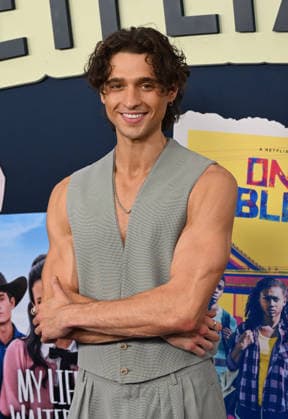 Netflix™s End of Summer Bash Costa D Angelo arriving to Netflix™s End of Summer Bash held at LAYLA Restaurant on August 13, 2026 in Los Angeles, CA. Los Angeles LAYLA Restaurant California USA Copyright: xStarbuck xAFF-USA.COMx