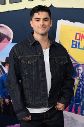 Netflix™s End of Summer Bash Diego Tinoco arriving to Netflix™s End of Summer Bash held at LAYLA Restaurant on August 13, 2026 in Los Angeles, CA. Los Angeles LAYLA Restaurant California USA Copyright: xStarbuck xAFF-USA.COMx