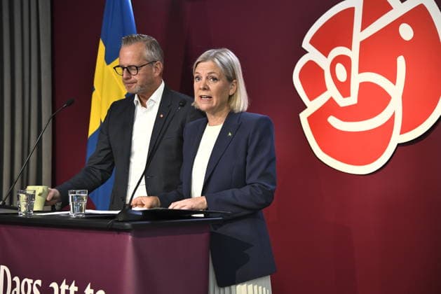 STOCKHOLM, SVERIGE 20260814 Mikael Damberg (S), Socialdemokraternas ekonomisk-politiska talesperson och Magdalena Andersson (S), partiledare, presenterar ett vallöfte. STOCKHOLM SVERIGE x12060x *** STOCKHOLM, SWEDEN, August 14, 2026 — Mikael Damberg (S), the Social Democrats’ spokesperson on economic policy, and Magdalena Andersson (S), party leader, present an election pledge. STOCKHOLM, SWEDEN x12060x  Copyright: xLarsxSchröder TTx PRESSTRÄFF SOCIALDEMOKRATERNA VALLÖFTE 0f_55jNRJds
