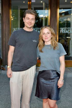 Paula Kalenberg mit Begleitung bei der Premiere des Dokumentarfilms Noga im Cinema Paris. Berlin, 13.08.2026 *** Paula Kalenberg with her guests at the premiere of the documentary *Noga* at Cinema Paris in Berlin, August 13, 2026 Foto:xM.xBehrensx xFuturexImagex noga_6809