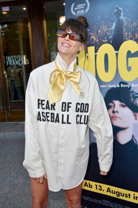 Noga Erez bei der Premiere des Dokumentarfilms Noga im Cinema Paris. Berlin, 13.08.2026 *** Noga Erez at the premiere of the documentary *Noga* at Cinema Paris Berlin, August 13, 2026 Foto:xM.xBehrensx xFuturexImagex noga_6827