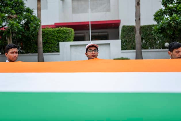 August 14, 2026, New Delhi, Delhi, India: Students and teachers take part in a Tiranga Yatra as a Delhi school celebrates IndiaÃ¢â‚¬â ¢s 80th Independence Day in New Delhi. Students carry a 100 foot long Indian national flag during the procession, promoting a message of unity, solidarity and national pride. New Delhi India  - ZUMAt180 20260814_zip_t180_012 Copyright: xJaixThakurx