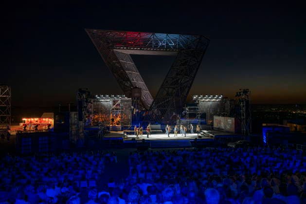 13.08.2026, Saarland, Ensdorf. Die West Side Story feiert am Donnerstagabend am Saarpolygon im Rahmen der diesjährigen Opernfestspiele mit zahlreichen Ehrengästen aus Politik, Kultur und Wirtschaft Premiere. *** August 13, 2026, Saarland, Ensdorf: *West Side Story* will premiere on Thursday evening at the Saarpolygon as part of this year’s opera festival, with numerous distinguished guests from the worlds of politics, culture, and business in attendance. bub
