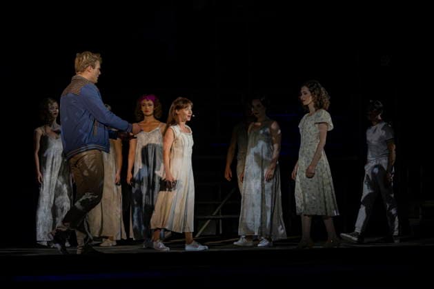 13.08.2026, Saarland, Ensdorf. Die West Side Story feiert am Donnerstagabend am Saarpolygon im Rahmen der diesjährigen Opernfestspiele mit zahlreichen Ehrengästen aus Politik, Kultur und Wirtschaft Premiere. *** August 13, 2026, Saarland, Ensdorf: *West Side Story* will premiere on Thursday evening at the Saarpolygon as part of this year’s opera festival, with numerous distinguished guests from the worlds of politics, culture, and business in attendance. bub