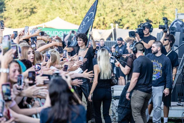 Sombr live at Syd For Solen 2026 Copenhagen, Denmark. 13th, August 2026. The American singer and songwriter Sombr performs a live concert during the Danish music festival Syd For Solen 2026 in Copenhagen. Here Sombr is seen with the fans front row. Denmark, Copenhagen  Copyright: xGonzalesxPhoto ErlingxBrodersenx