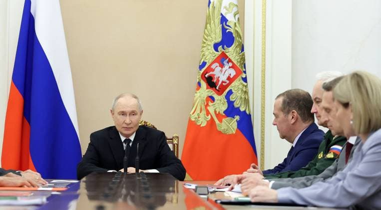 Russia Putin Security Council 9221896 14.08.2026 Russian President Vladimir Putin holds a meeting with members of the Security Council at the Kremlin in Moscow, Russia. Alexander Kazakov Sputnik Moscow Russia  Copyright: xAlexanderxKazakovx