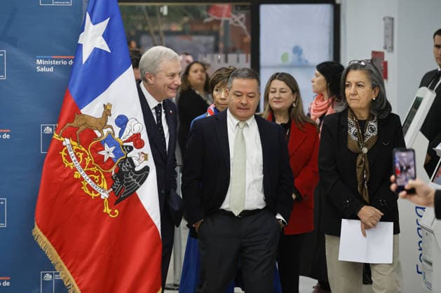 Santiago, August 14, 2026 The President of the Republic, Jose Antonio Kast, alongside Health Minister May Chomali, announces an agreement between the Ministry of Health, Fonasa, and Caja de los Andes to treat patients on the waiting list Diego Martin Aton Chile, Aton 1180634 jpeg  Copyright: DIEGOxMARTIN ATONxCHILE