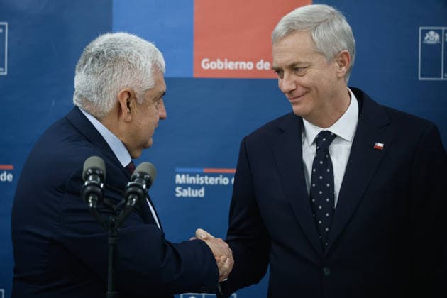 Santiago, August 14, 2026 The President of the Republic, Jose Antonio Kast, alongside Health Minister May Chomali, announces an agreement between the Ministry of Health, Fonasa, and Caja de los Andes to treat patients on the waiting list Diego Martin Aton Chile, Aton 1180642 jpeg  Copyright: DIEGOxMARTIN ATONxCHILE