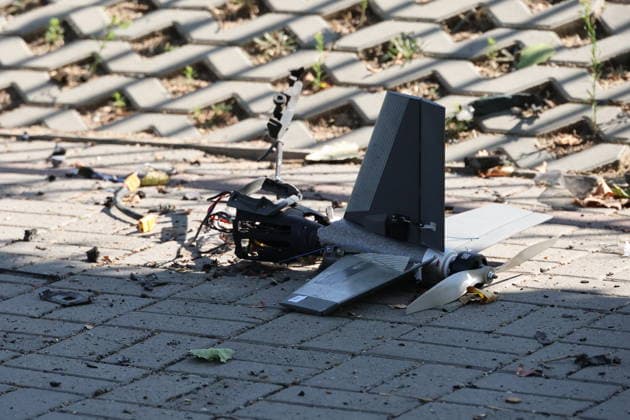 RUSSIA, ZAPOROZHYE REGION - AUGUST 14, 2026: Drone fragments at the scene of a Ukrainian attack involving Hornet drones in Melitopol Russia  - ZUMAt113 20260814_zaa_t113_149 Copyright: xAlexanderxPolegenkox
