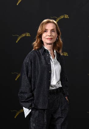 Isabelle Huppert At Ni vue ni connue Photocall - Locarno Actress Isabelle Huppert poses wearing a dress by Brunello Cucinelli during the Ni vue ni connue film photocall at the 2026 Locarno Film Festival in Locarno, Switzerland on August 14, 2026. Photo by Nick Zonna IPA ABACAPRESS.COM Locarno Switzerland  Copyright: xZonnaxNick IPA ABACAx