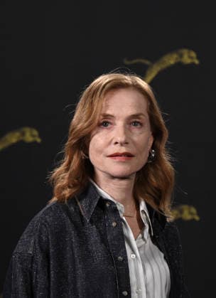 Isabelle Huppert At Ni vue ni connue Photocall - Locarno French actress Isabelle Huppert attends the photocall for the film Ni vue ni connue during the 2026 Locarno Film Festival in Locarno, Switzerland on August 14, 2026, wearing a dress by Brunello Cucinelli. Photo by Nick Zonna IPA ABACAPRESS.COM Locarno Switzerland  Copyright: xZonnaxNick IPA ABACAx