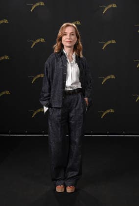 Isabelle Huppert At Ni vue ni connue Photocall - Locarno French actress Isabelle Huppert attends the photocall for the film Ni vue ni connue during the 2026 Locarno Film Festival in Locarno, Switzerland on August 14, 2026, wearing a dress by Brunello Cucinelli. Photo by Nick Zonna IPA ABACAPRESS.COM Locarno Switzerland  Copyright: xZonnaxNick IPA ABACAx