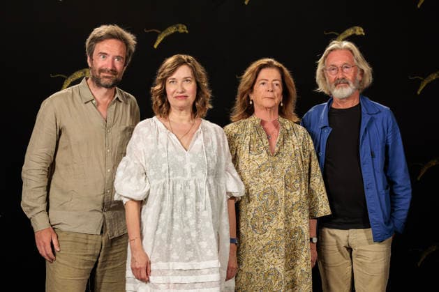 LFF 2026 - Demain Je Tombe Amoureux Photocall Emmanuelle Devos, Martin Provost (Director), Denis Pineau-Valencienne (Producer) and Vera Michalski Hoffmann (Co-producer) at the photocall during the 79th Locarno Film Festival to present the world premiere of Martin Provost s film Demain je tombe amoureux on the Piazza Grande on August 14, 2026 in Locarno, Switzerland (Photo by Stefan Kraus ABACAPRESS.COM) Locarno Switzerland  Copyright: xKrausxStefan ABACAx