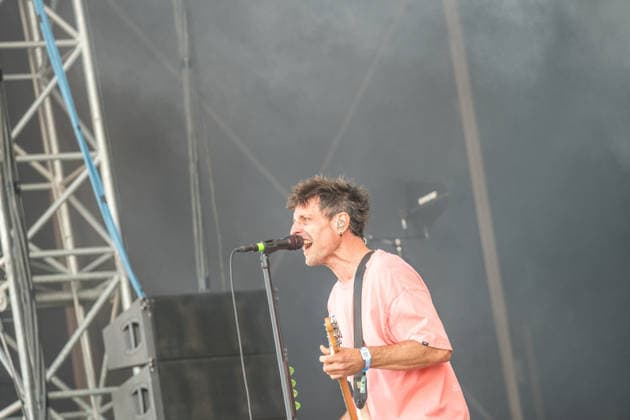 Erster Tag beim Highfield 2026, die Band Itchy eröffnet das Festival am Störmthaler See bei Leipzig. Gesang, Gitarre, E-Bass Sibbi (Sebastian Hafner) Gesang, E-Bass, Gitarre Panzer (Daniel Friedl) Schlagzeug, Gesang Max (Max Zimmer) (seit 2011) Highfield 2026 - Itchy *** Day One at Highfield 2026, the band Itchy kicks off the festival at Störmthaler See near Leipzig Vocals, guitar, electric bass: Sibbi Sebastian Hafner Vocals, electric bass, guitar: Panzer Daniel Friedl Drums, vocals: Max Max Zimmer Since 2011: Highfield 2026 Itchy