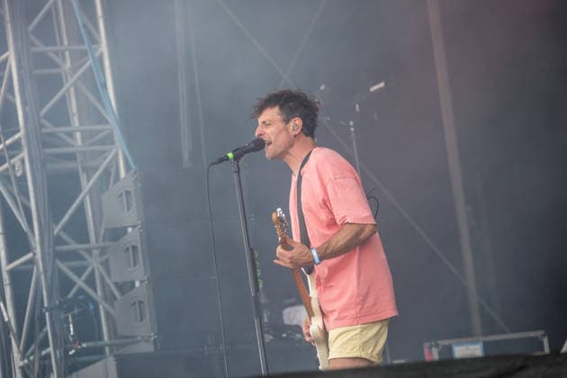 Erster Tag beim Highfield 2026, die Band Itchy eröffnet das Festival am Störmthaler See bei Leipzig. Gesang, Gitarre, E-Bass Sibbi (Sebastian Hafner) Gesang, E-Bass, Gitarre Panzer (Daniel Friedl) Schlagzeug, Gesang Max (Max Zimmer) (seit 2011) Highfield 2026 - Itchy *** Day One at Highfield 2026, the band Itchy kicks off the festival at Störmthaler See near Leipzig Vocals, guitar, electric bass: Sibbi Sebastian Hafner Vocals, electric bass, guitar: Panzer Daniel Friedl Drums, vocals: Max Max Zimmer Since 2011: Highfield 2026 Itchy