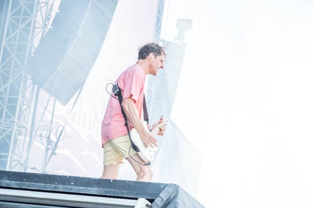 Erster Tag beim Highfield 2026, die Band Itchy eröffnet das Festival am Störmthaler See bei Leipzig. Gesang, Gitarre, E-Bass Sibbi (Sebastian Hafner) Gesang, E-Bass, Gitarre Panzer (Daniel Friedl) Schlagzeug, Gesang Max (Max Zimmer) (seit 2011) Highfield 2026 - Itchy *** Day One at Highfield 2026, the band Itchy kicks off the festival at Störmthaler See near Leipzig Vocals, guitar, electric bass: Sibbi Sebastian Hafner Vocals, electric bass, guitar: Panzer Daniel Friedl Drums, vocals: Max Max Zimmer Since 2011: Highfield 2026 Itchy