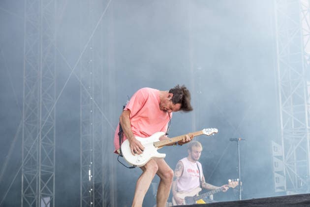 Erster Tag beim Highfield 2026, die Band Itchy eröffnet das Festival am Störmthaler See bei Leipzig. Gesang, Gitarre, E-Bass Sibbi (Sebastian Hafner) Gesang, E-Bass, Gitarre Panzer (Daniel Friedl) Schlagzeug, Gesang Max (Max Zimmer) (seit 2011) Highfield 2026 - Itchy *** Day One at Highfield 2026, the band Itchy kicks off the festival at Störmthaler See near Leipzig Vocals, guitar, electric bass: Sibbi Sebastian Hafner Vocals, electric bass, guitar: Panzer Daniel Friedl Drums, vocals: Max Max Zimmer Since 2011: Highfield 2026 Itchy