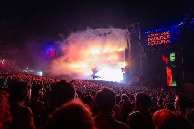 Underworld — Vodafone Paredes de Coura 2026 in Portugal - 14 Aug Underworld, the British electronic music duo, perform during Vodafone Paredes de Coura at the main stage. Paredes de Coura Portugal Copyright: xDiogoxBaptistax xSOPAxImagesx DB_Underworld20260813PDC_016