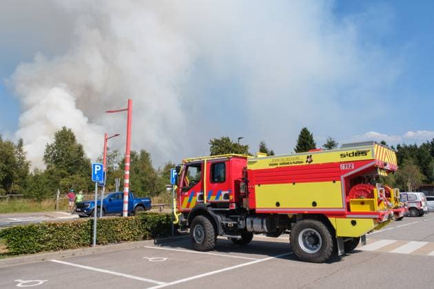 Emergency services pictured as a fire rages in the Hautes Fagnes (High Fens) nature reserve, on Friday 14 August 2026 in Jalhay.  NICOLASxLAMBERT 183368786