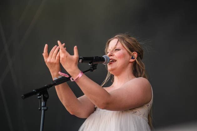 Paris Paloma live at Syd For Solen 2026 Copenhagen, Denmark. 14th, August 2026. The British singer, songwriter and musician Paris Paloma performs a live concert during the Danish music festival Syd For Solen 2026 in Copenhagen. Denmark, Copenhagen  Copyright: xGonzalesxPhoto RolfxMeldgaardx