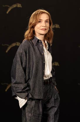 LFF 2026 - Ni Vue Ni Connue Film Photocall Isabelle Huppert attends the photocall during the 79th Locarno Film Festival to present the world premiere of Marc Fitoussi s film Ni vue, ni connue on the Piazza Grande in Locarno, Switzerland on August 14, 2026. Photo by Stefan Kraus ABACAPRESS.COM Locarno Switzerland  Copyright: xKrausxStefan ABACAx
