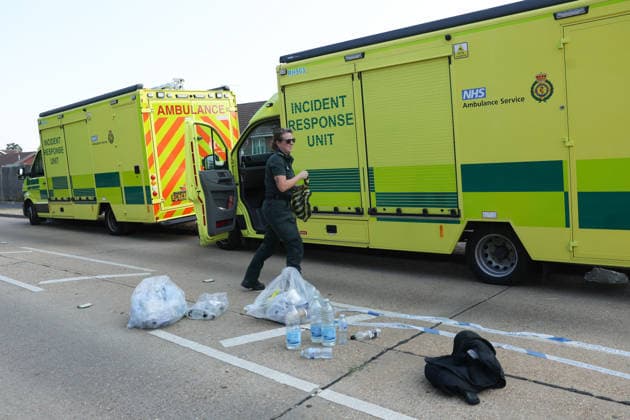 Another train derails in UK day after East Sussex incident injured 20 WICKFORD, UNITED KINGDOM - AUGUST 14: Emergency services and rail investigation teams attend the scene following a train derailment near Wickford railway station in Essex, United Kingdom, on August 14, 2026. The rear carriages of a Greater Anglia passenger train derailed in an upright position, causing significant travel disruption and line closures between London Liverpool Street and Southend Victoria, with no injuries reported in the incident. Jacqueline Lawrie Anadolu Essex United Kingdom. Editorial use only. Please get in touch for any other usage.  Copyright: x2026xAnadoluxJacquelinexLawriex