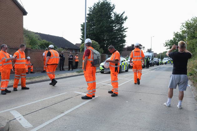 Another train derails in UK day after East Sussex incident injured 20 WICKFORD, UNITED KINGDOM - AUGUST 14: Emergency services and rail investigation teams attend the scene following a train derailment near Wickford railway station in Essex, United Kingdom, on August 14, 2026. The rear carriages of a Greater Anglia passenger train derailed in an upright position, causing significant travel disruption and line closures between London Liverpool Street and Southend Victoria, with no injuries reported in the incident. Jacqueline Lawrie Anadolu Essex United Kingdom. Editorial use only. Please get in touch for any other usage.  Copyright: x2026xAnadoluxJacquelinexLawriex