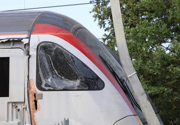 Another train derails in UK day after East Sussex incident injured 20 WICKFORD, UNITED KINGDOM - AUGUST 14: Emergency services and rail investigation teams attend the scene following a train derailment near Wickford railway station in Essex, United Kingdom, on August 14, 2026. The rear carriages of a Greater Anglia passenger train derailed in an upright position, causing significant travel disruption and line closures between London Liverpool Street and Southend Victoria, with no injuries reported in the incident. Jacqueline Lawrie Anadolu Essex United Kingdom. Editorial use only. Please get in touch for any other usage.  Copyright: x2026xAnadoluxJacquelinexLawriex