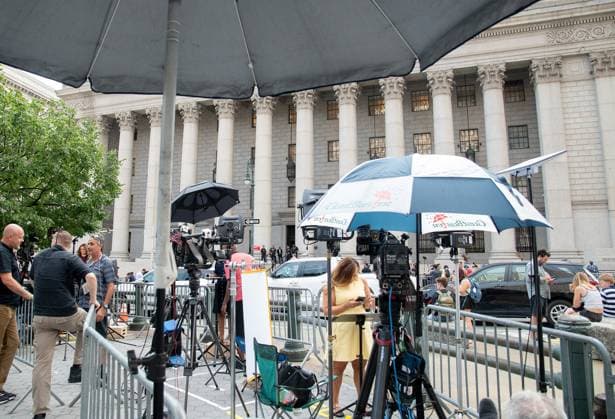 Luigi Mangione Pleads Guilty Today in Manhattan Courthouse Luigi Mangione Pleads Guilty Today in Manhattan Courthouse, Downtown Manhattan, NY. 14 Aug 2026 Pictured: Atmosphere. Photo credit: Mayer MEGA TheMegaAgency.com sales@mega.global  Copyright: xThexMegaxAgencyxMayerx xMEGAx