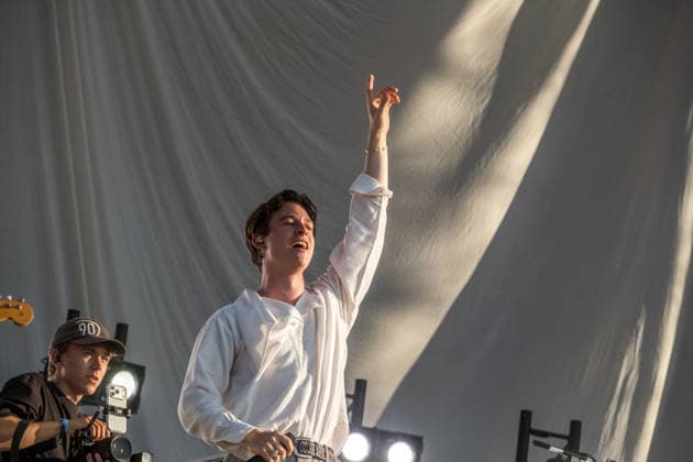 Die Indie Pop Band giant rooks (Gesang, Gitarre, Percussion Frederik Rabe Gitarre Finn Schwieters Schlagzeug Finn Thomas Synthesizer, Piano Jonathan Wischniowski E-Bass Luca Göttner) auf dem Highfield 2026. Highfield 2026 tag 1 - Giant Rooks *** The indie pop band Giant Rooks: Vocals, guitar, percussion: Frederik Rabe; guitar: Finn Schwieters; drums: Finn Thomas; synthesizer, piano: Jonathan Wischniowski; electric bass: Luca Göttner at Highfield 2026. Highfield 2026, Day 1: Giant Rooks