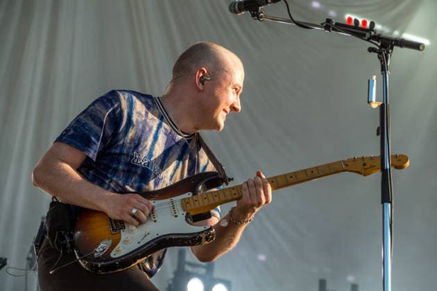 Die Indie Pop Band giant rooks (Gesang, Gitarre, Percussion Frederik Rabe Gitarre Finn Schwieters Schlagzeug Finn Thomas Synthesizer, Piano Jonathan Wischniowski E-Bass Luca Göttner) auf dem Highfield 2026. Highfield 2026 tag 1 - Giant Rooks *** The indie pop band Giant Rooks: Vocals, guitar, percussion: Frederik Rabe; guitar: Finn Schwieters; drums: Finn Thomas; synthesizer, piano: Jonathan Wischniowski; electric bass: Luca Göttner at Highfield 2026. Highfield 2026, Day 1: Giant Rooks