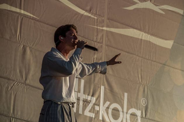 Die Indie Pop Band giant rooks (Gesang, Gitarre, Percussion Frederik Rabe Gitarre Finn Schwieters Schlagzeug Finn Thomas Synthesizer, Piano Jonathan Wischniowski E-Bass Luca Göttner) auf dem Highfield 2026. Highfield 2026 tag 1 - Giant Rooks *** The indie pop band Giant Rooks: Vocals, guitar, percussion: Frederik Rabe; guitar: Finn Schwieters; drums: Finn Thomas; synthesizer, piano: Jonathan Wischniowski; electric bass: Luca Göttner at Highfield 2026. Highfield 2026, Day 1: Giant Rooks
