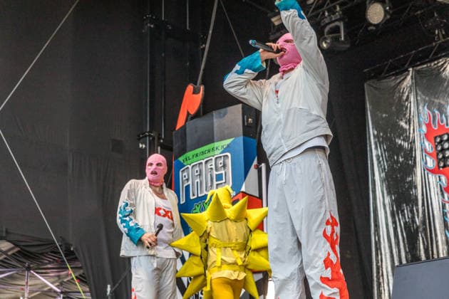 Das Berliner Hip Hop Rap Trio PA69 (besteht aus DJ Dope, Rabatto und Turbogianni) am ersten Tag des Highfield 2026 am Störmthaler See Highfield 2026 tag 1 - PA69 *** The Berlin hip-hop rap trio PA69—consisting of DJ Dope, Rabatto, and Turbogianni—performed on the first day of Highfield 2026 at Störmthaler See. Highfield 2026 Day 1: PA69