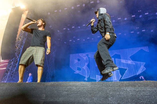 Die Berliner Rap, Hip-Hop, Trap Band BHZ auf dem Highfield Festival 2026 am Störmthaler See bei Großpösna. Die aktuelle BHZ-Besetzung 2026 besteht aus: * Longus Mongus Rap * Ion Miles Rap * Monk Rap * Big Pat Rap * MotB Produzent * Sami Produzent * Themba Produzent Highfield 2026 Tag 1 - BHZ *** The Berlin-based rap, hip-hop, and trap band BHZ at the Highfield Festival 2026 on Lake Störmthal near Großpösna. The current BHZ lineup for 2026 consists of * Longus Mongus (rapper) * Ion Miles (rapper) * Monk (rapper) * Big Pat (rapper) * MotB (producer) * Sami (producer) * Themba (producer) Highfield 2026 Day 1 BHZ