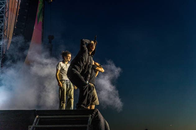 Die Berliner Rap, Hip-Hop, Trap Band BHZ auf dem Highfield Festival 2026 am Störmthaler See bei Großpösna. Die aktuelle BHZ-Besetzung 2026 besteht aus: * Longus Mongus Rap * Ion Miles Rap * Monk Rap * Big Pat Rap * MotB Produzent * Sami Produzent * Themba Produzent Highfield 2026 Tag 1 - BHZ *** The Berlin-based rap, hip-hop, and trap band BHZ at the Highfield Festival 2026 on Lake Störmthal near Großpösna. The current BHZ lineup for 2026 consists of * Longus Mongus (rapper) * Ion Miles (rapper) * Monk (rapper) * Big Pat (rapper) * MotB (producer) * Sami (producer) * Themba (producer) Highfield 2026 Day 1 BHZ