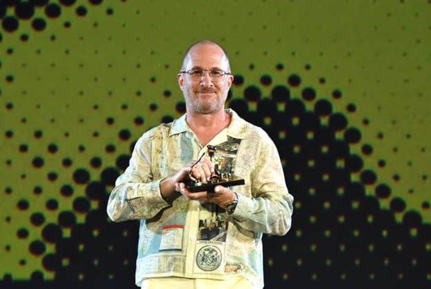 IPA87482483 - Locarno, Switzerland Locarno Film Festival 2026 Darren Aronofsky, Pardo d onore recipient, in Piazza Grande In the photo: Darren Aronofsky, Pardo d onore recipient  Copyright: xNickxZonnaxxcopyrightx x xNickxZonnax 87482483